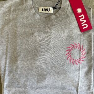 UVU Training Club Insignia T-Shirt Tee Grey Pink Small
